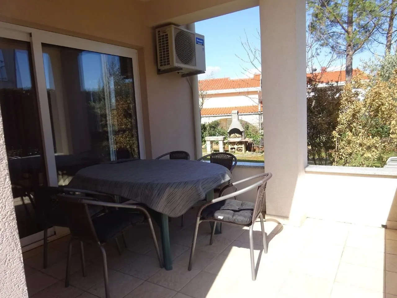 Large Apartment In Malinska Near The Sea 0*,